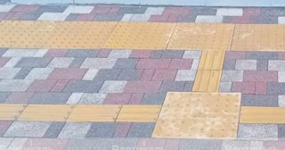 Купить тактильную бетонную плитку по цене от 720 руб. в Хабаровске
