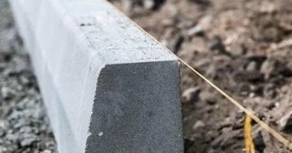 Установка бордюров для тротуарной плитки в Хабаровске - цена от 823 руб.