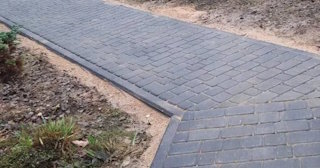 Укладка тротуарной плитки на основание в Хабаровске в октябре
