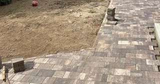 Профессиональная укладка тротуарной плитки на клей в Хабаровске в октябре