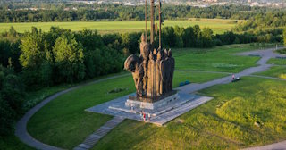 Благоустройство памятников в Хабаровске от 926 руб. – компания ТротуарнаяПлитка